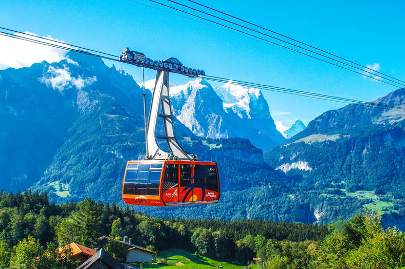 pexels-chris-405169_seilbahn.jpg